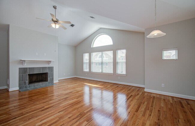 Building Photo - 11514 Main Cypress Dr