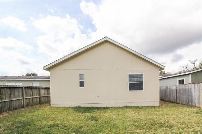 Building Photo - 11818 Greenspark Ln