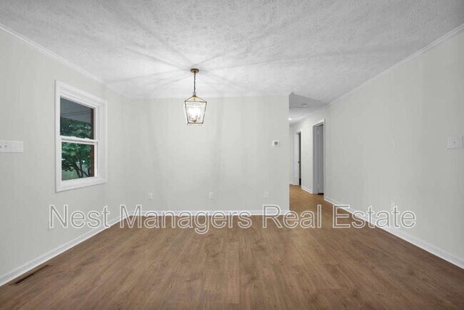 Building Photo - 301 Fairfield Rd