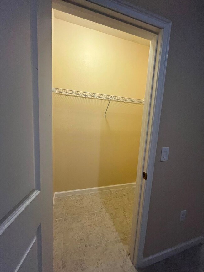 Building Photo - Beautiful 3-Bedroom + Flex Room Home for Rent in Sawgrass Plantation