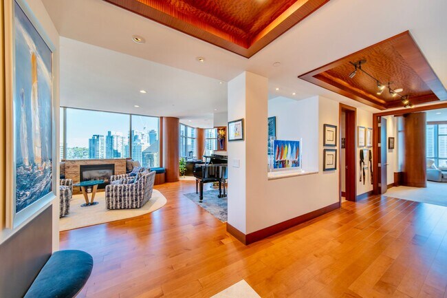 Building Photo - 2Bd/2.5Ba Seattle  Penthouse