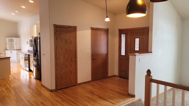 Building Photo - 1200 Duffer Dr