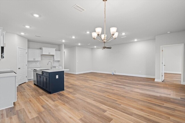 Building Photo - 7307 Hawkins Mnr