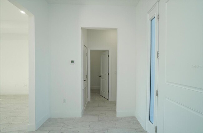 Building Photo - 52 Brig Cir E