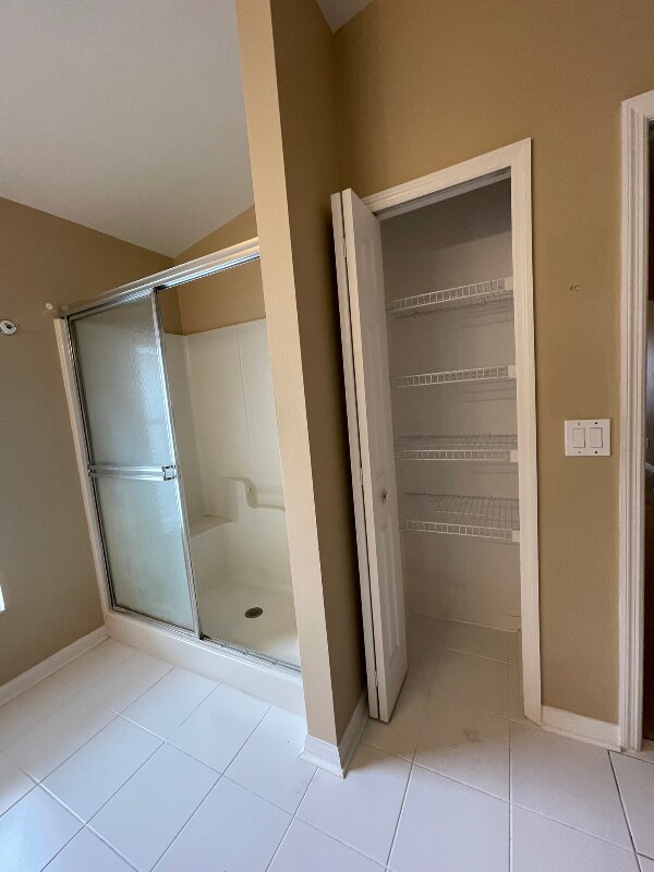 Building Photo - 4321 Swanna Dr