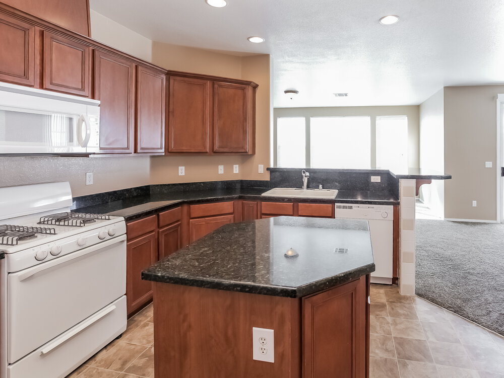 Building Photo - 1021 Equator Ave