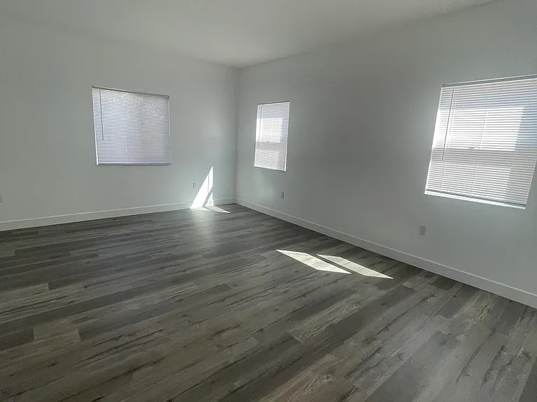 Building Photo - 25574 E Amanda St