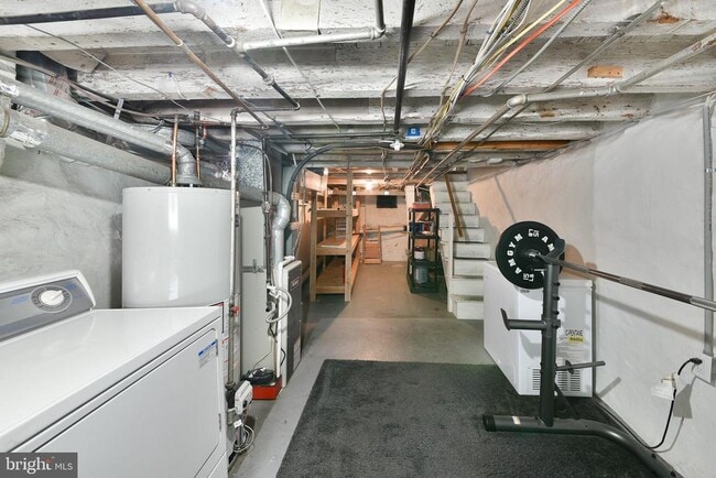 Building Photo - 3120 Almond St