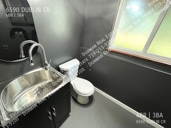 Building Photo - 6590 Dublin Cir
