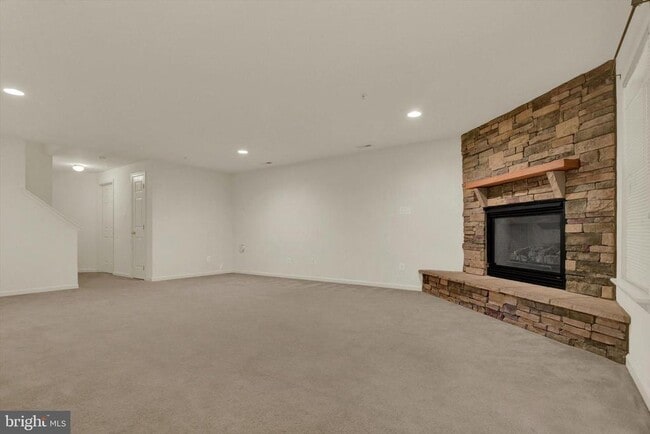 Building Photo - 3099 Raking Leaf Dr