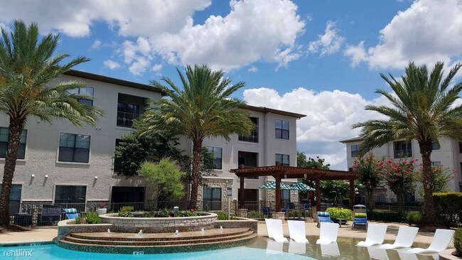 Building Photo - 10851 W Montfair Blvd