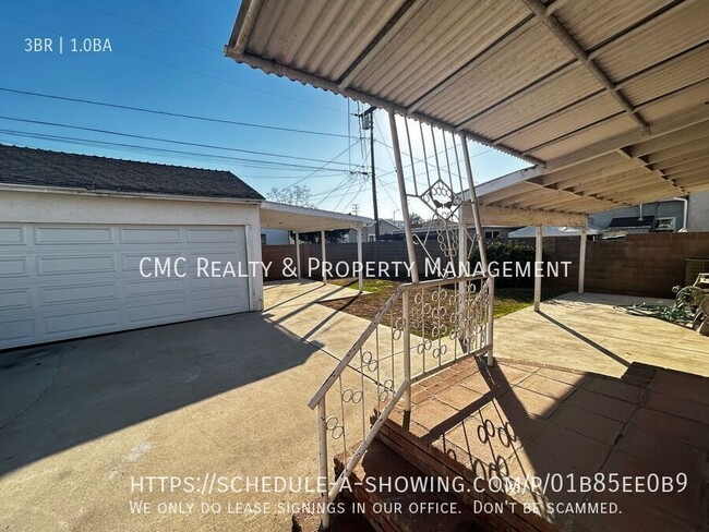 Building Photo - 3 BEDROOM 1 BATHROOM HOUSE IN DESIRABLE NE...