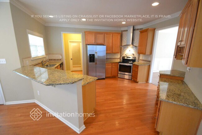 Building Photo - 151 Forest Walk Way