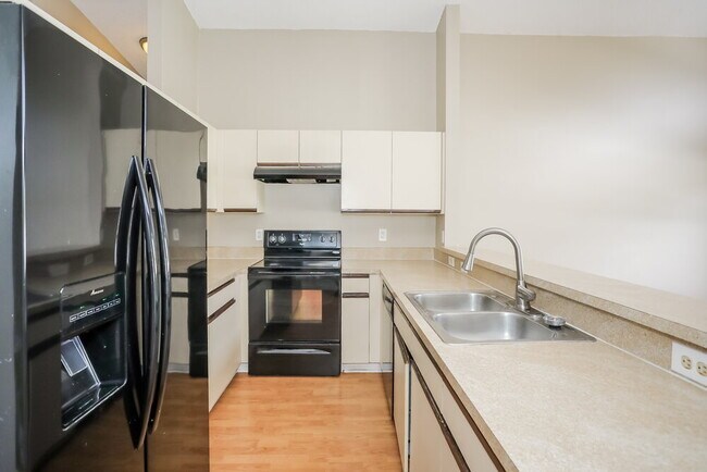 Building Photo - 5262 NW 55th Terrace