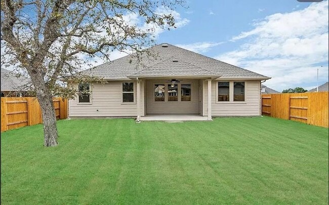 Building Photo - 4441 Arques Ave