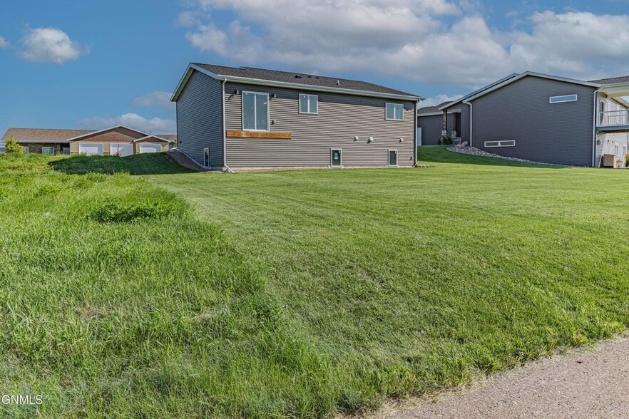 Building Photo - 4907 Maltby St