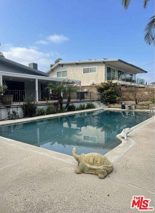 Building Photo - 4368 Fairway Dr