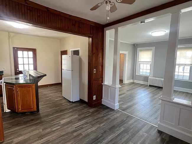 Building Photo - This 3 Bedroom home on the north end