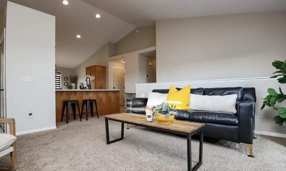 Building Photo - 3436 W 84th Pl