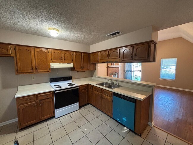 Building Photo - 2552 Arborgreen Cove