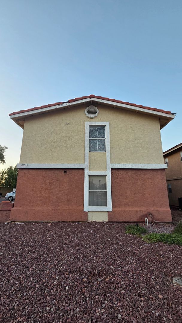 Building Photo - 2920 E Cicero St