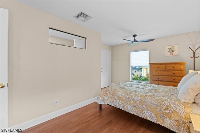 Building Photo - 523 103rd Ave N