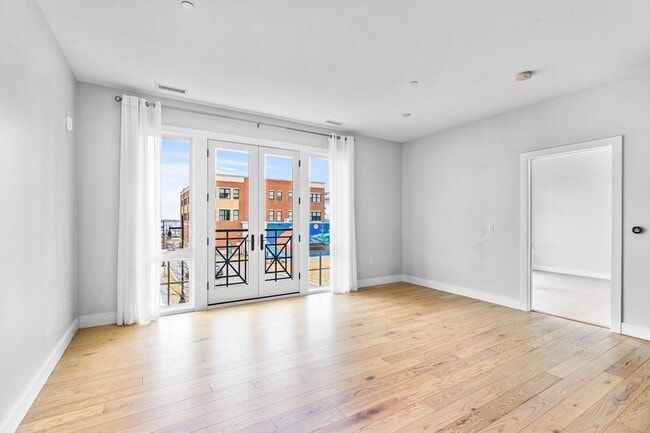 Building Photo - 10 Shipyard Dr