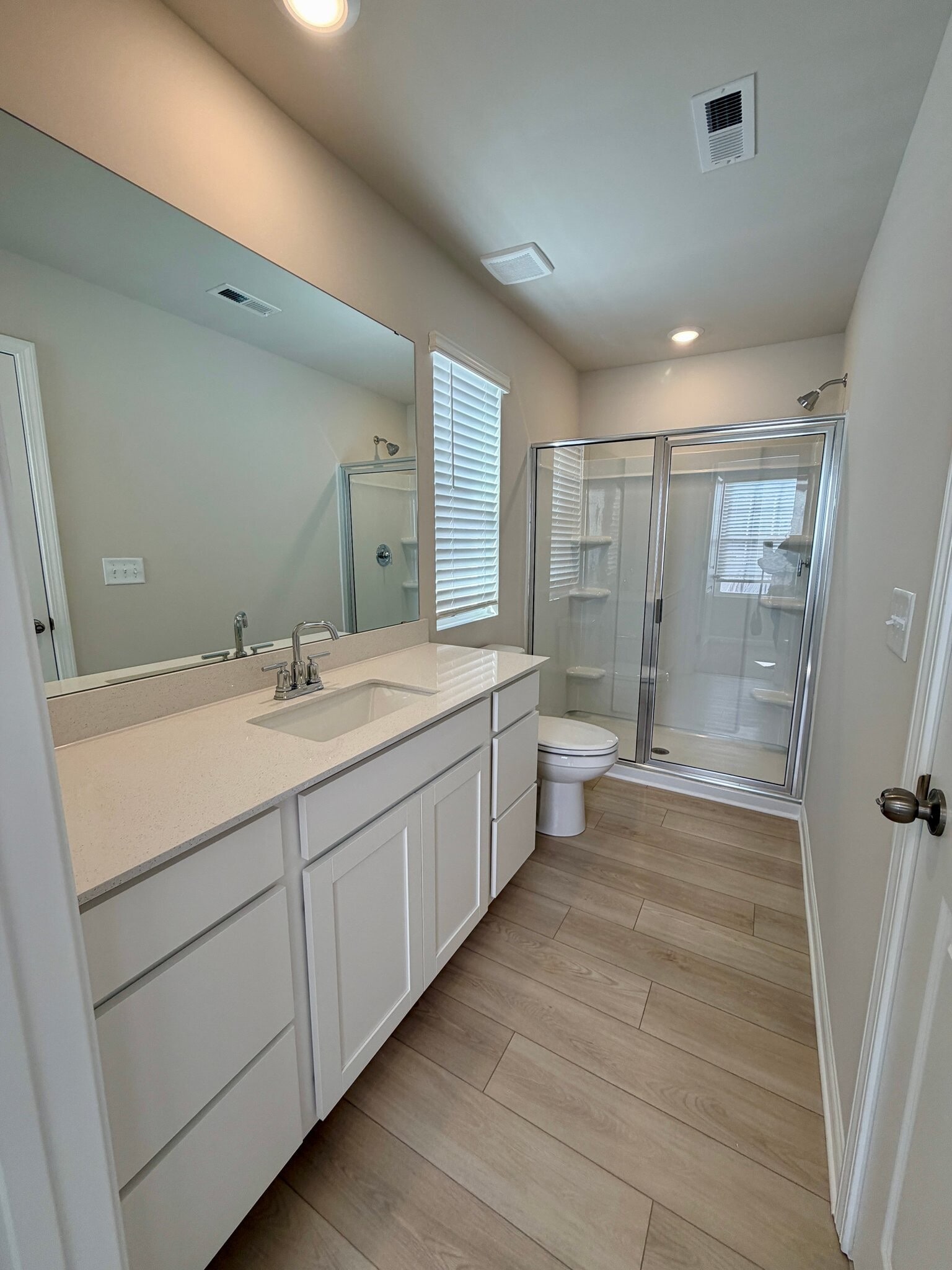 Building Photo - 401 Mopar Ln