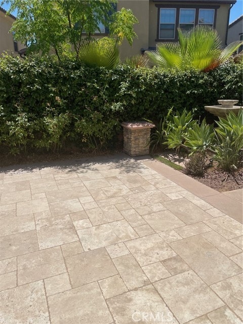 Building Photo - 151 Redstone Dr