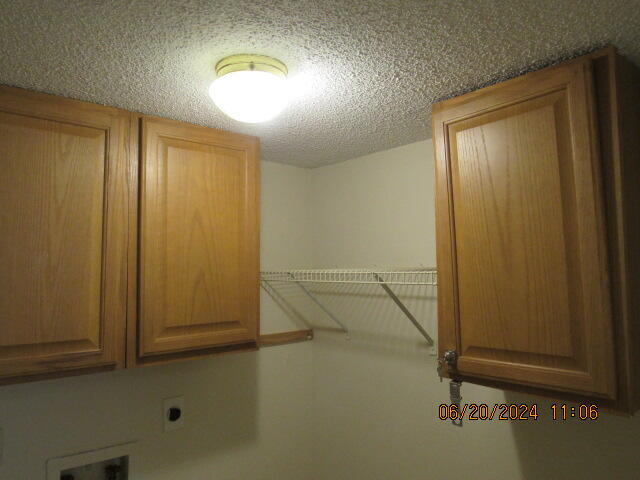 Building Photo - 705 Terrance Ct