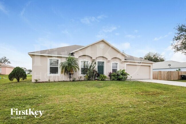 Building Photo - 431 Albatross Ct