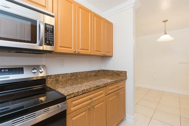 Building Photo - 5221 Bayshore Blvd