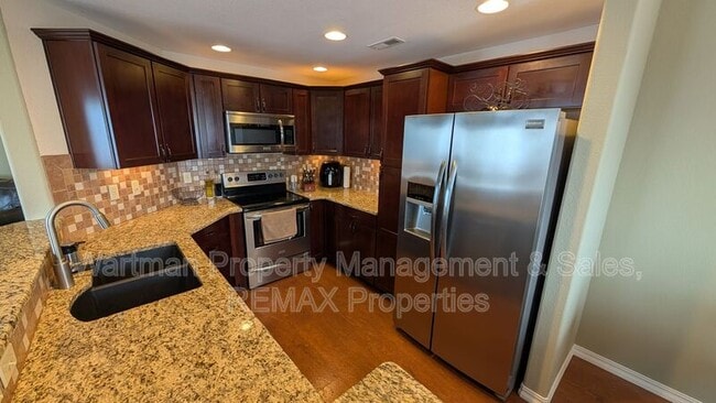 Building Photo - 1530 Little Bear Creek Point