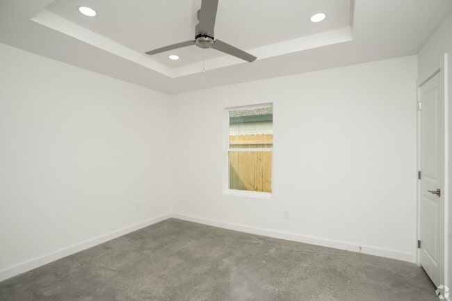 Building Photo - 4000 Jaxson Ln