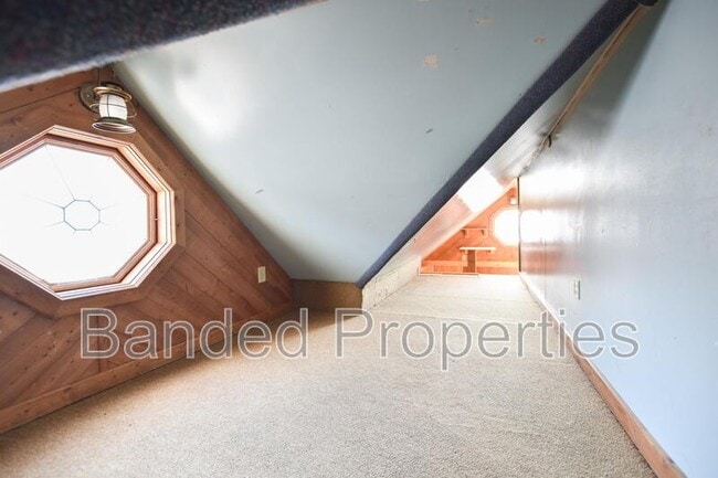 Building Photo - 2467 S 700 E