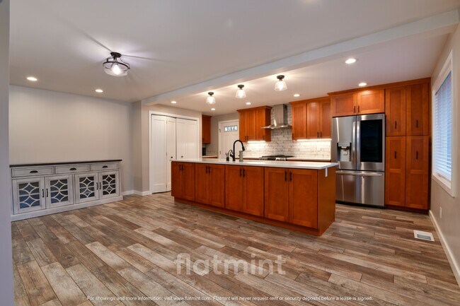 Building Photo - 8839 Densmore Ave N