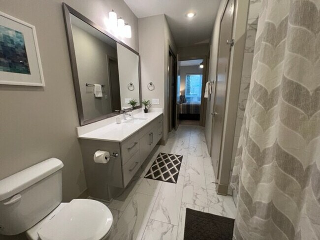 Building Photo - 3158 Stillhouse Creek Dr