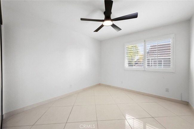 Building Photo - 1232 Meadow Ct