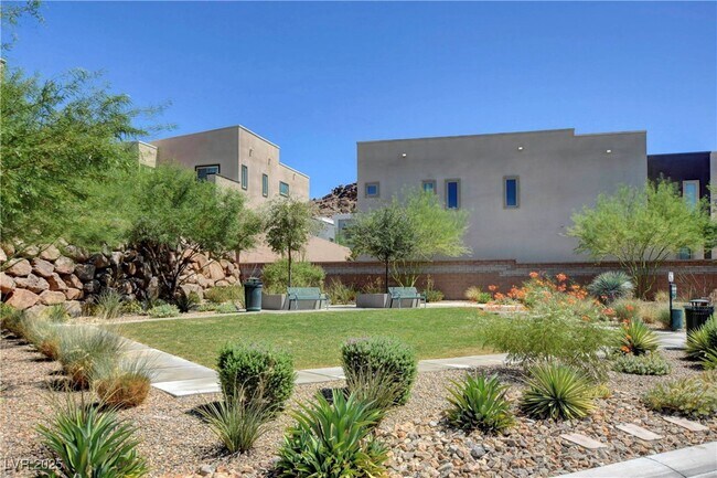Building Photo - 746 Horizon Canyon Dr