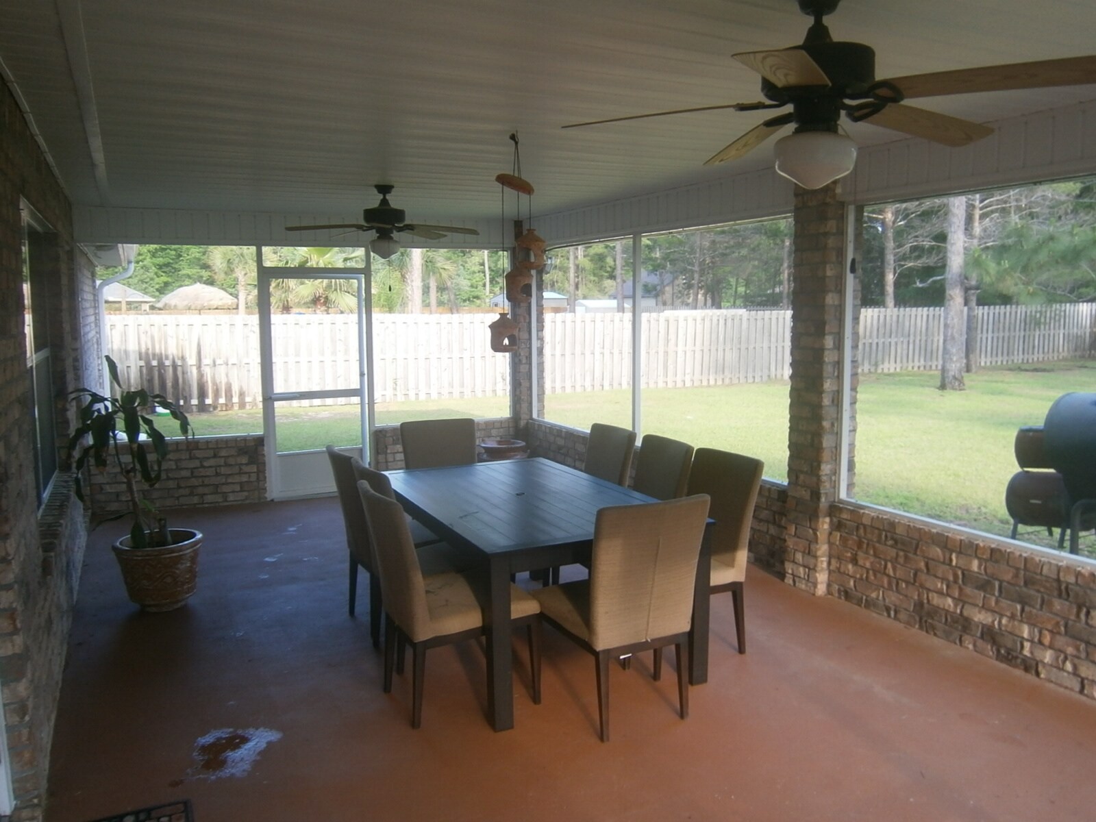Screened Back Patio w/fans - 7585 Rexford St