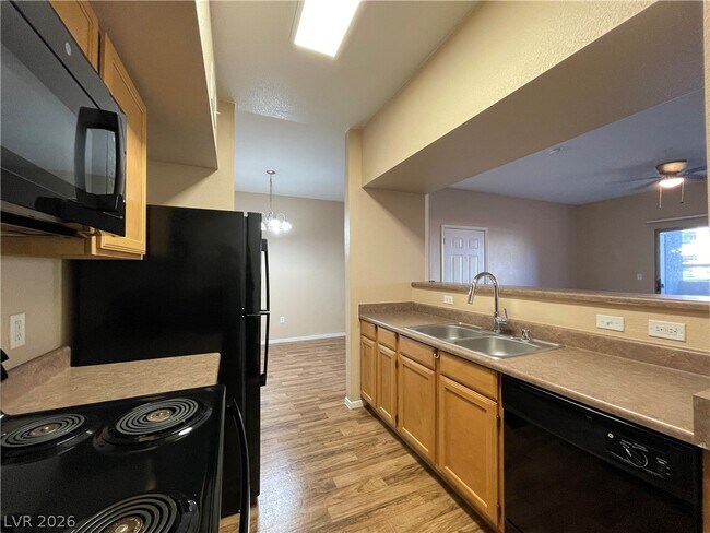Building Photo - 45 Maleena Mesa St