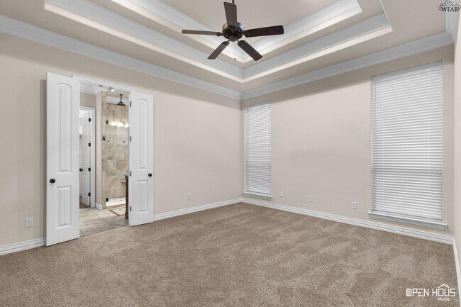 Building Photo - 4824 Olivia Ln