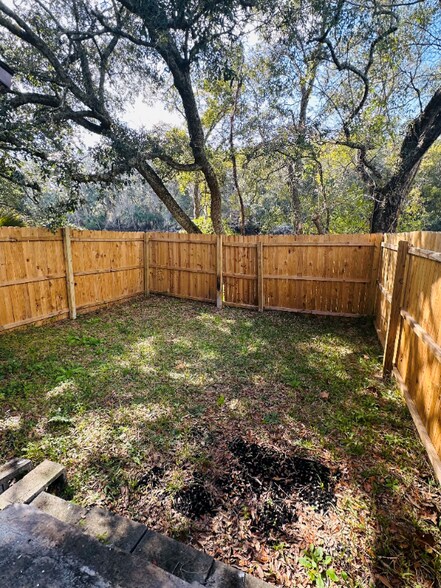 Building Photo - 7114 Ken Knight Dr W