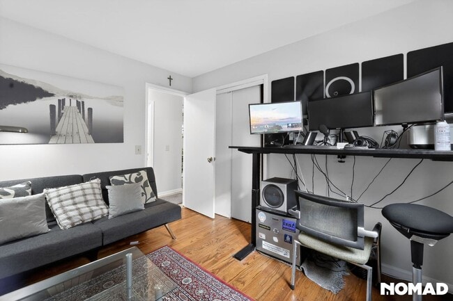 Building Photo - Charming 2BR Apartment in Metuchen