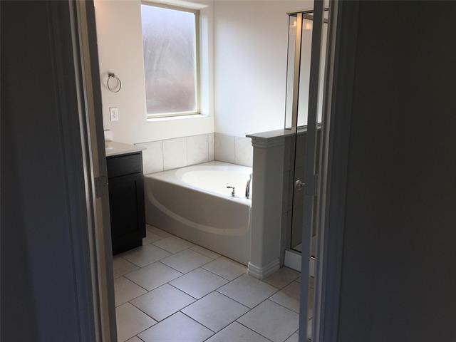 Building Photo - 316 Lead Creek Dr