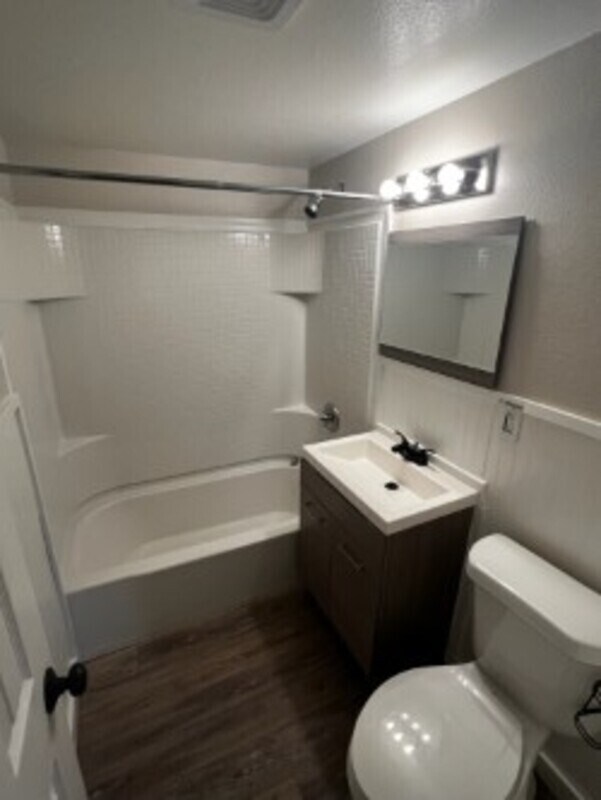 Building Photo - 2707 N Arcadia St