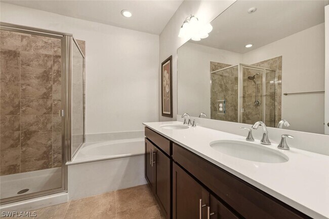 Building Photo - 7923 Bristol Cir