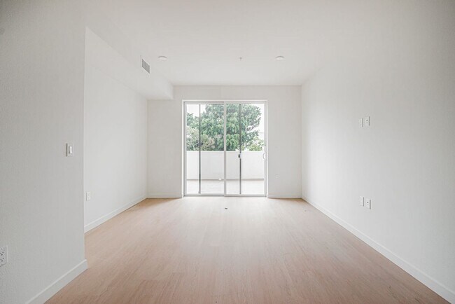 Building Photo - Welcome to the Gramercy