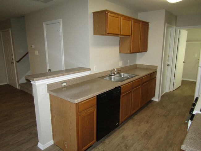 Building Photo - 8508 Apple Carrie Cove