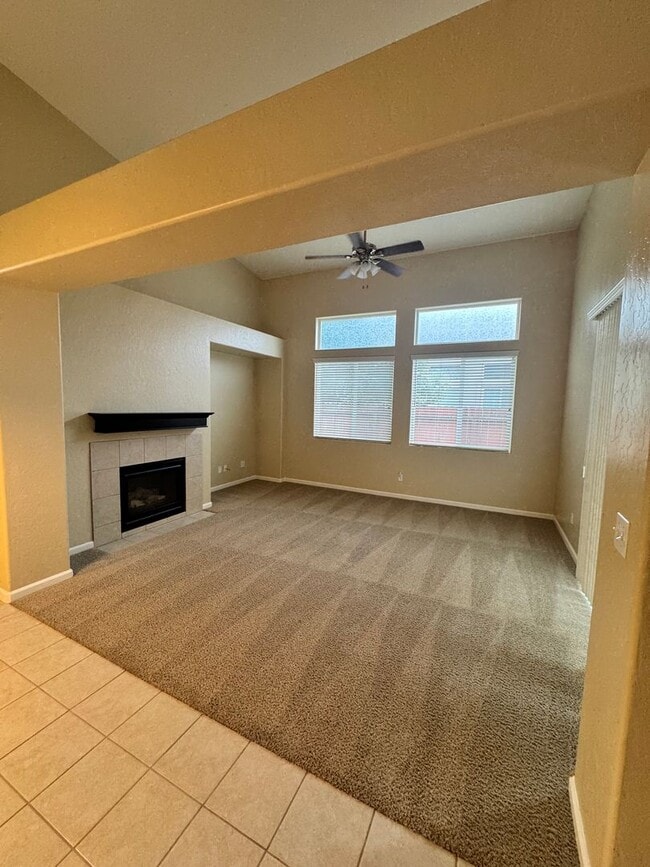 Building Photo - MOVE IN READY!! 3 BEDROOM 2 1/2 BATH HOME FOR RENT IN VILLAS AT COPPER VALLEY